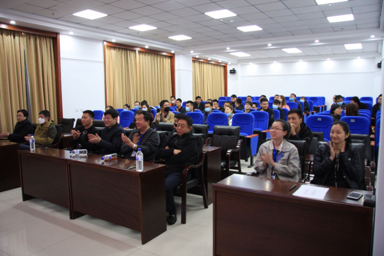 1588567766898116.jpg 51e79b47844c5c4afd9103292badea8.jpg